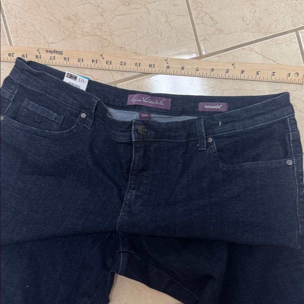 Gloria Vanderbilt Amanda Tapered Leg High-Rise Jeans (BR666) - Picture 10 of 11